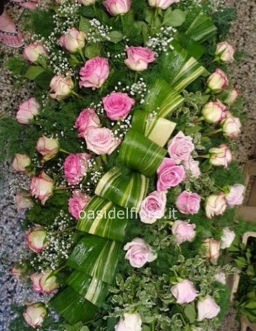 Cuscino di rose rosa