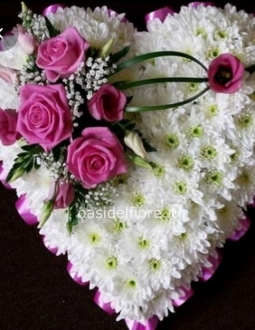 cuore di margherite e rose